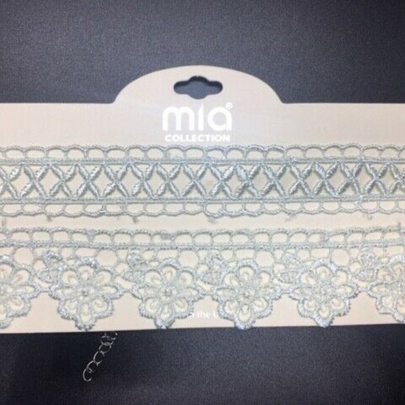 Beige Lace Choker Necklace (2 in 1 Pack) - Picture 2 of 3